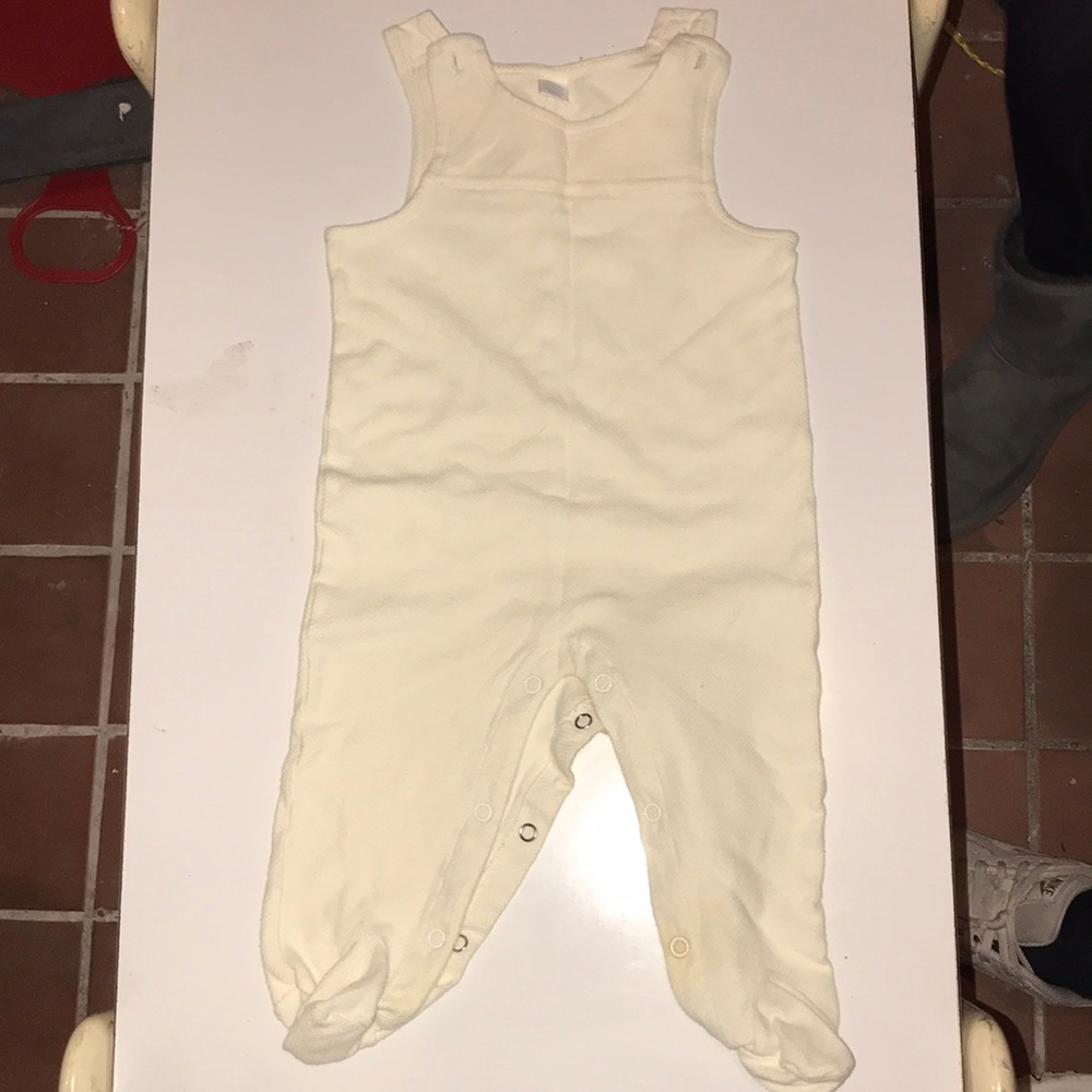 Brand new unisex onesie for 6-9 months